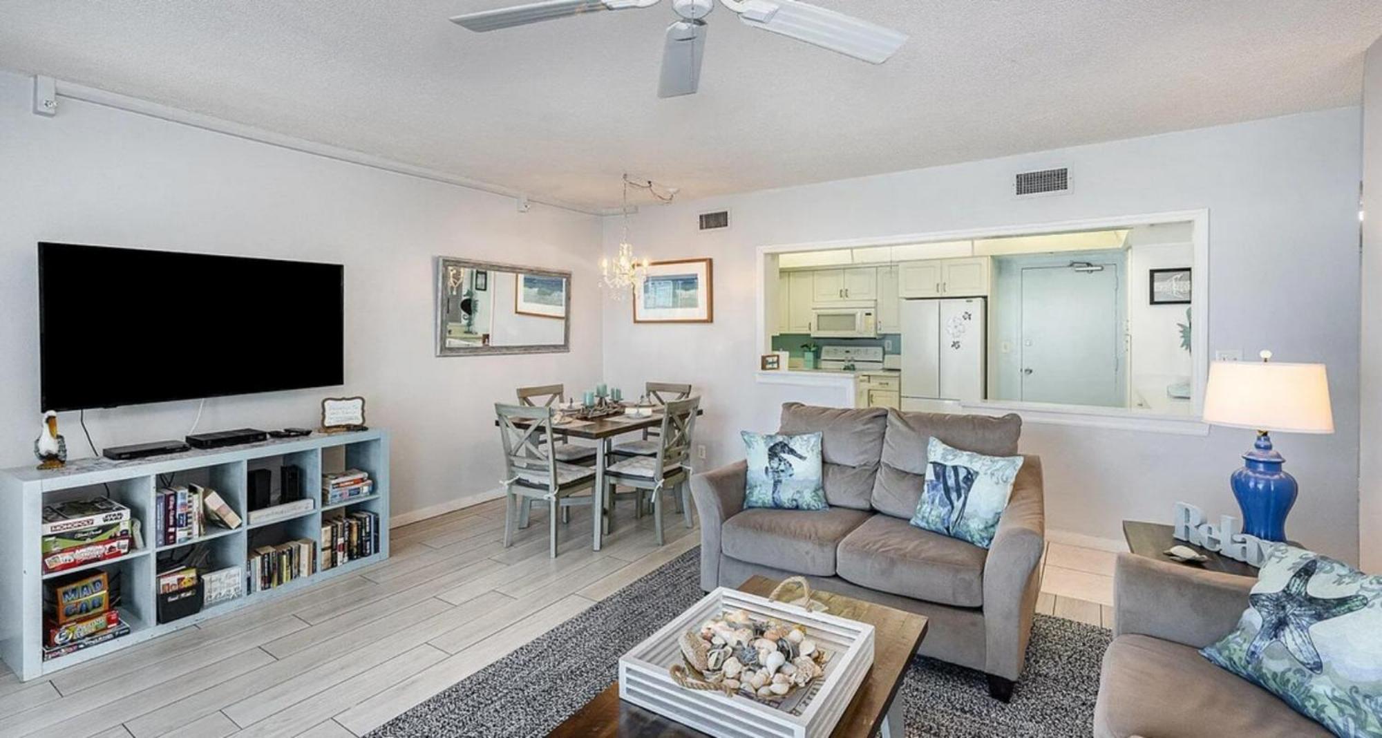 סאטלייט ביץ' Space Coast Retreat מראה חיצוני תמונה